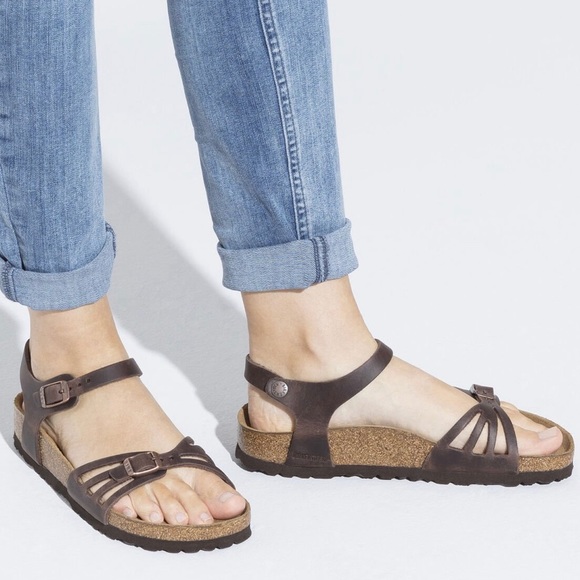 Birkenstock Shoes - Birkenstock Bali Sandals in Habana Oiled Leather